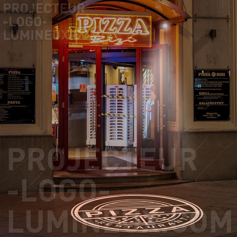 Pubblicità luminosa proiettata sul piano strada per Ristorante Pizzeria Pubblicità luminosa proiettata sul piano strada per Ristorante Pizzeria